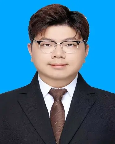 何炎铮